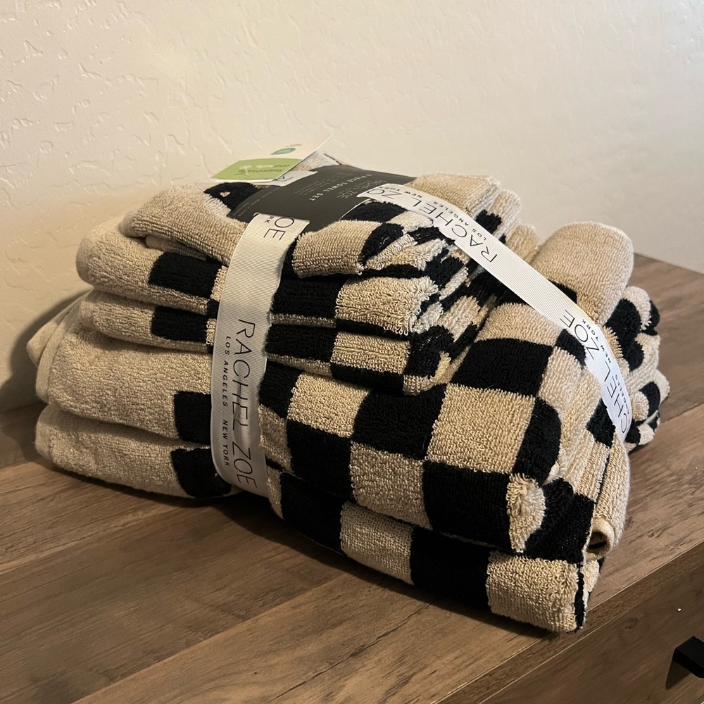 NWT Rachel Zoe Tan & Black Checkered 6pc Towel Bath Set